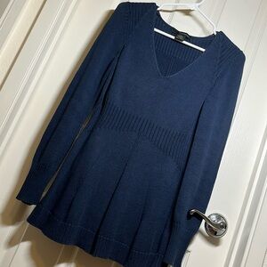 Calvin Klein pull-over knit sweater. Size P/Small